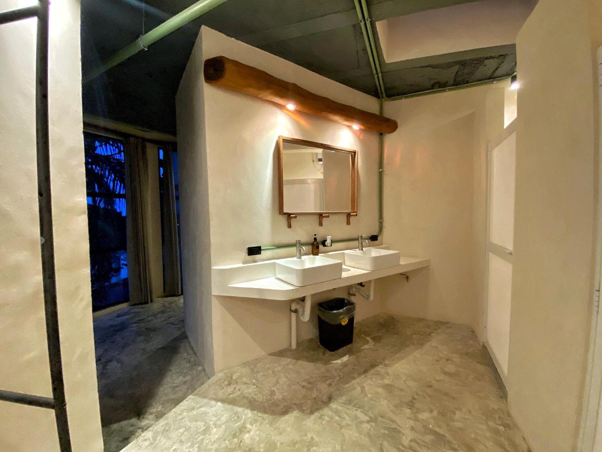 Elmar Hostel バカラル エクステリア 写真